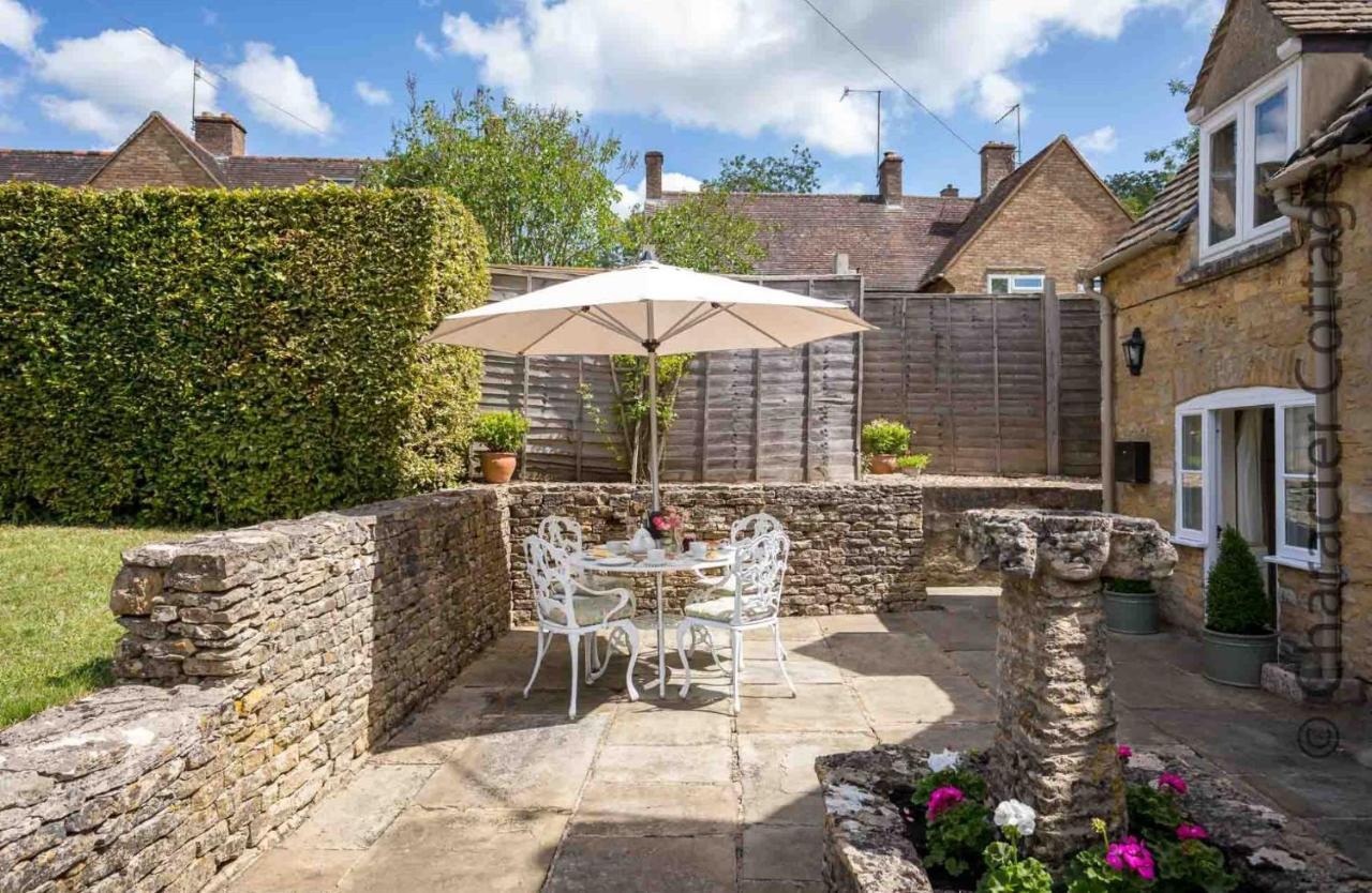 Weir Cottage Bourton-on-the-Water Esterno foto