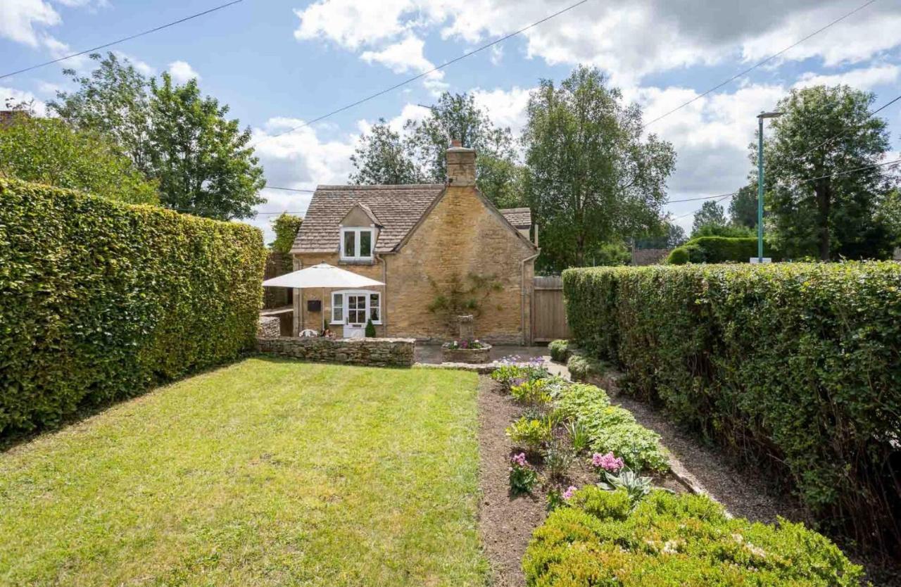 Weir Cottage Bourton-on-the-Water Esterno foto